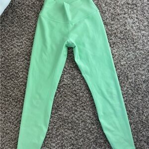 ALO Yoga Airlift 7/8 Leggings